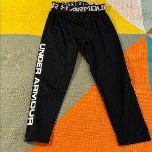 Under Armour HeatGear Youth Medium Black Compression Leggings Athletic Pants